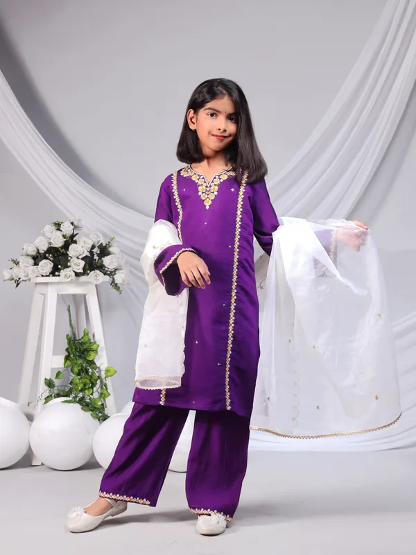 Purple_Silk_Kurta_Set_For_Girls