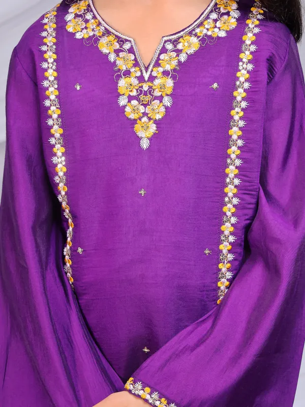 Purple_Silk_Kurta_Set_For_Girls