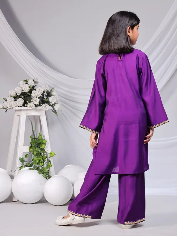 Purple_Silk_Kurta_Set_For_Girls