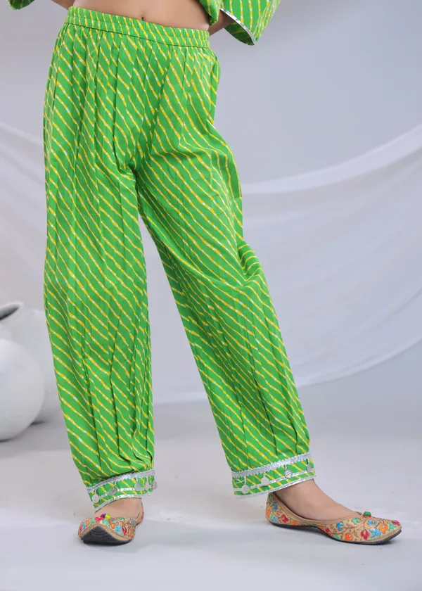 Green_Cotton_Kurta_Set_For_Girls