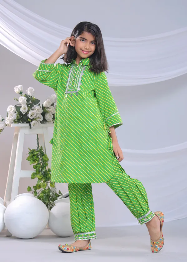 Green_Cotton_Kurta_Set_For_Girls