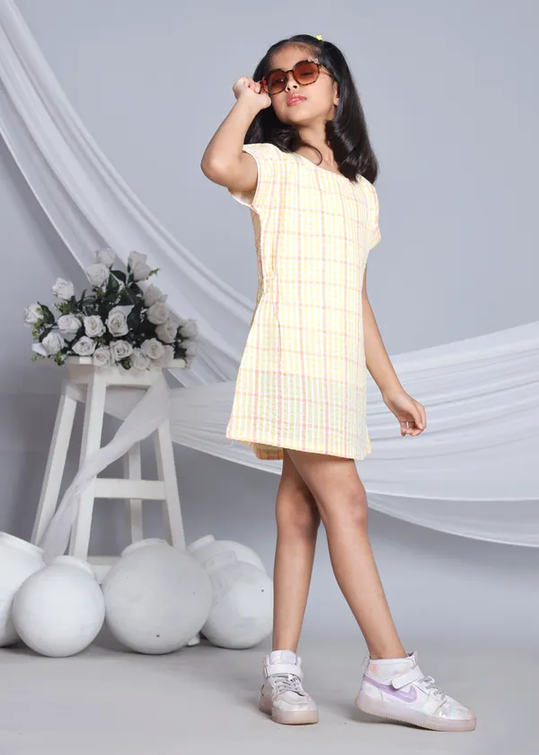Yellow_Cotton_Dress_For_Girls