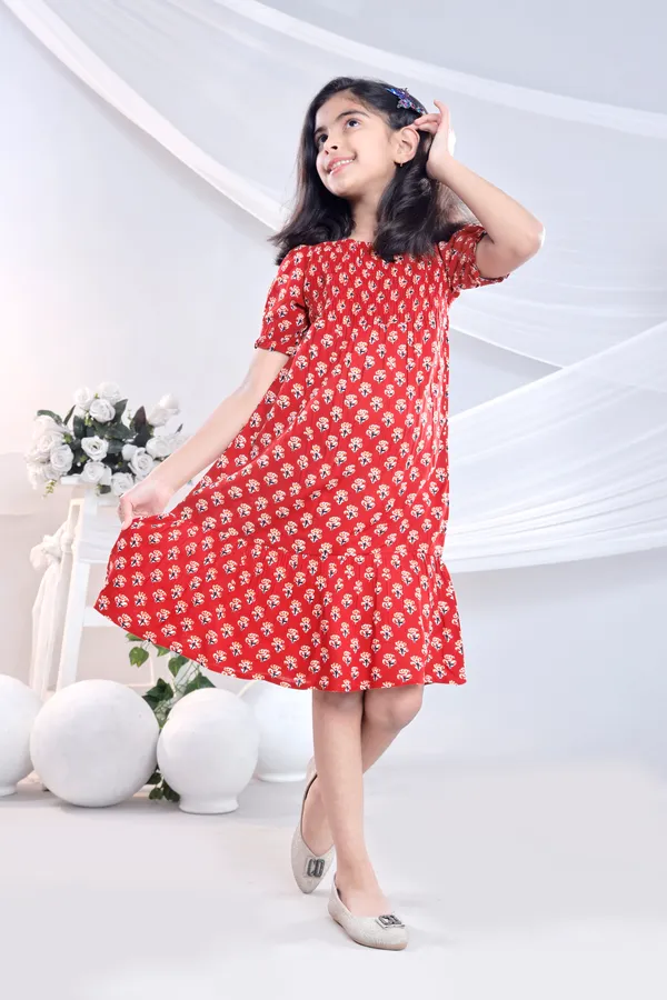 Red_Cotton_Dress_For_Girls