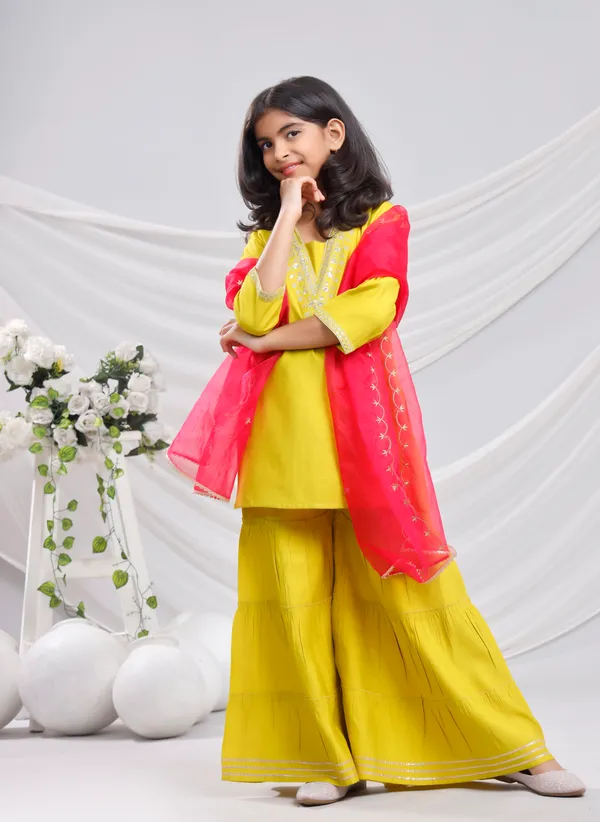 Yellow_Silk_Kurta_Set_For_Girls