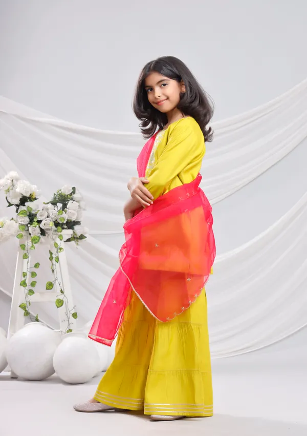 Yellow_Silk_Kurta_Set_For_Girls