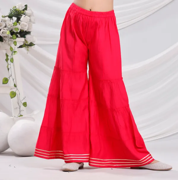 Red_Silk_Kurta_Set_For_Girls