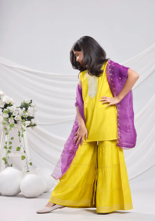 Yellow_Silk_Kurta_Set_For_Girls