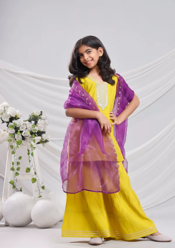 Yellow_Silk_Kurta_Set_For_Girls