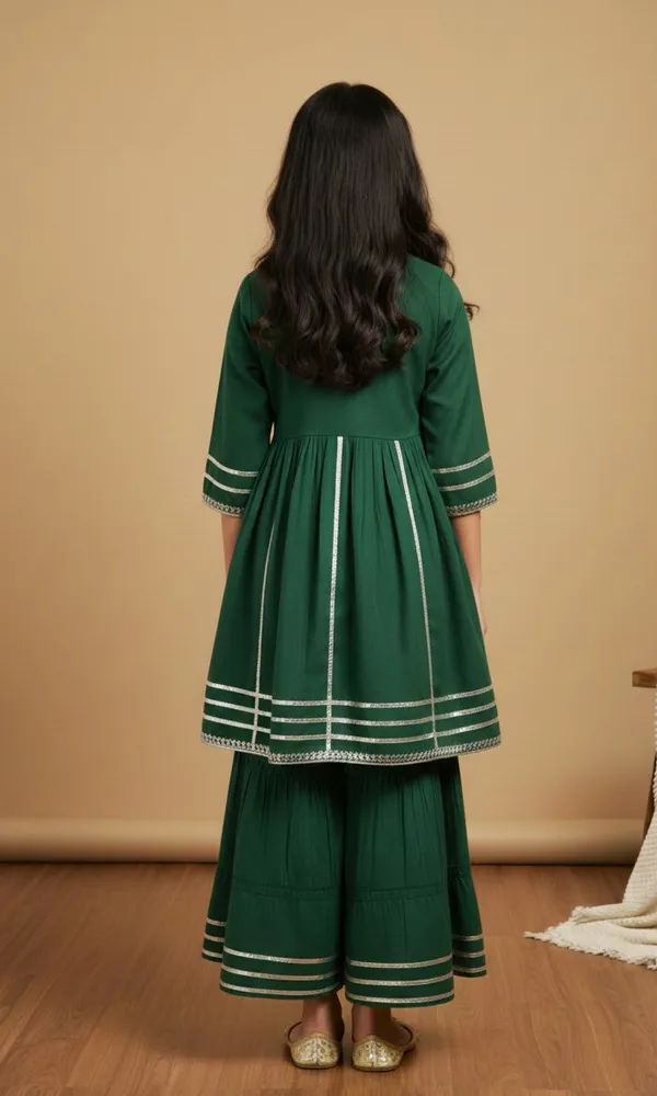 Green_Silk_Kurta_Set_For_Girls