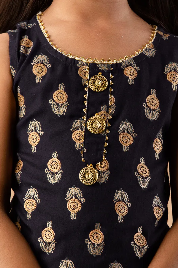 Black_Rayon_Kurta_Set_For_Girls