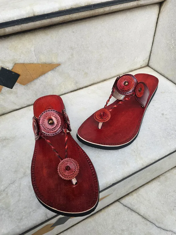 Women_cutout_lattoo_strap_cherry_brown_kohlapuri