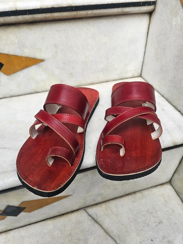 Men_X_strap_leather_slippers