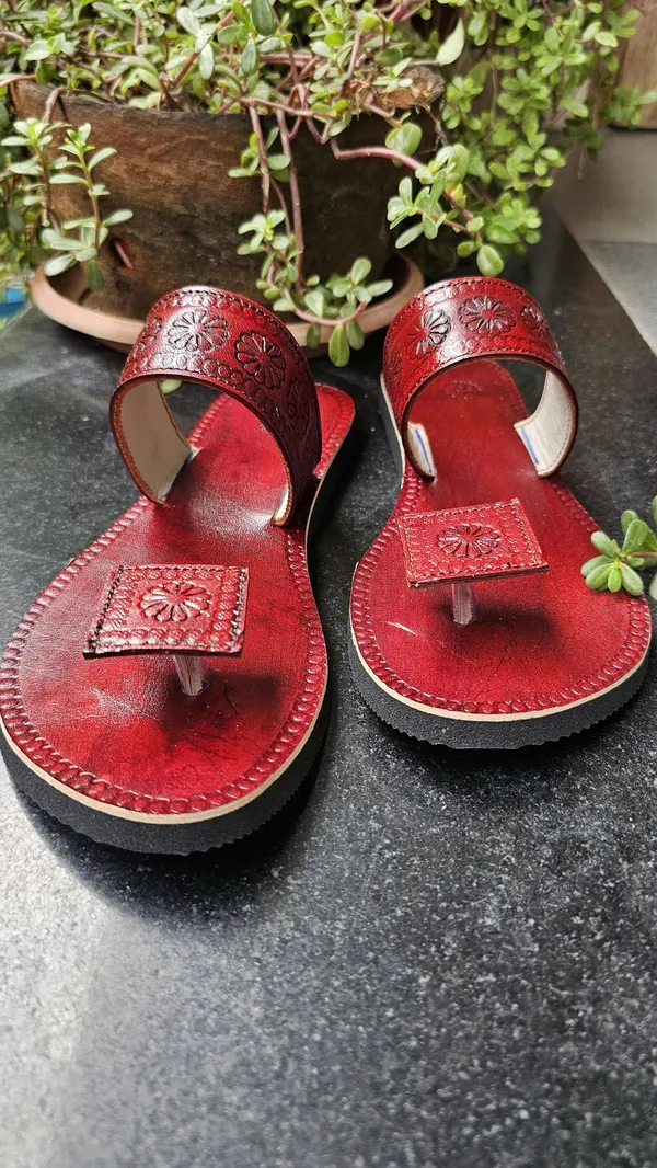 Women_square_toe_leather_slippers