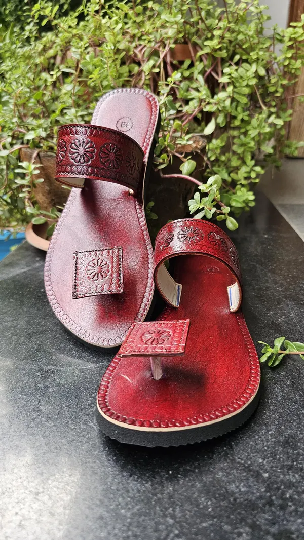 Women_square_toe_leather_slippers