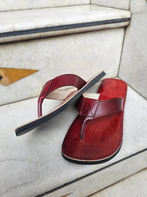 Men_3d_v_strap_stitch_slippers_3d