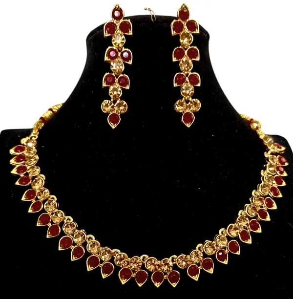 Maroon_Zinc_Alloy_Royal_Kundan_Bridal_Necklace_Set_For_Festivals_And_Marriage