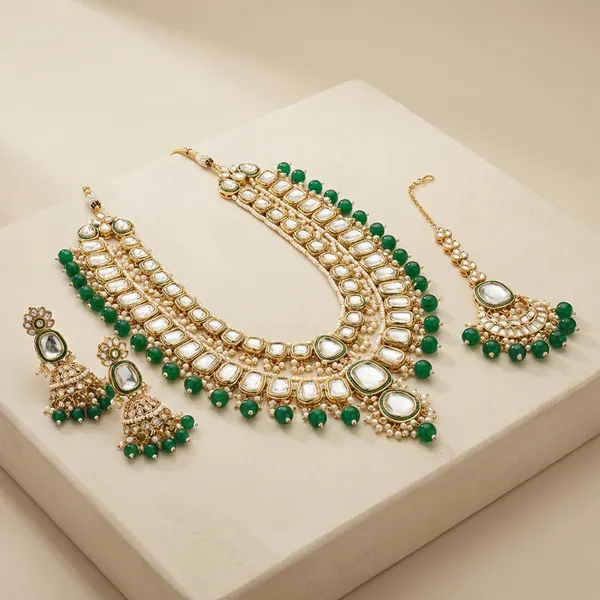 Green_Zinc_Alloy_Elegant_Kundan_Necklace_Earring_Mang_Tika_For_Engagement_And_Wedding