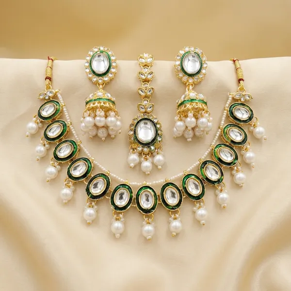 White_Zinc_Alloy_Designer_Kundan_Necklace_Earring_Mang_Tika_For_Wedding_Functions