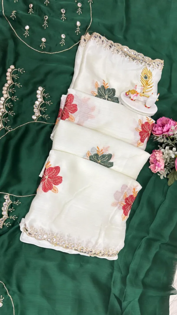 White_Cotton_Saree_For_Women