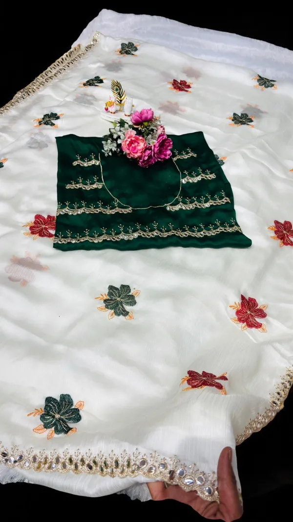 White_Cotton_Saree_For_Women