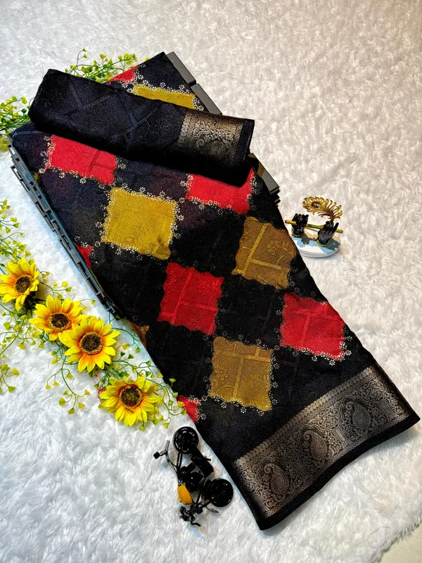Black_Banarasi_Silk_Saree_For_Women
