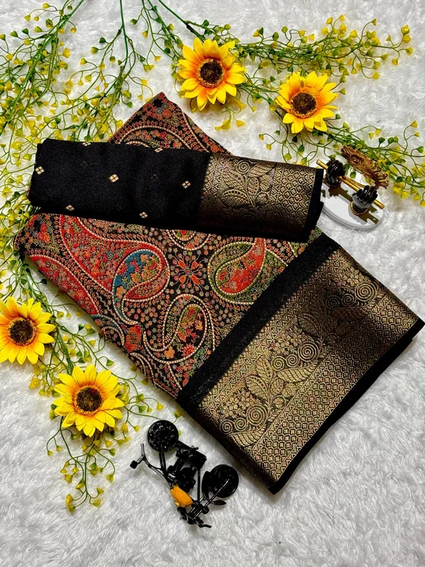 Black_Banarasi_Silk_Saree_For_Women