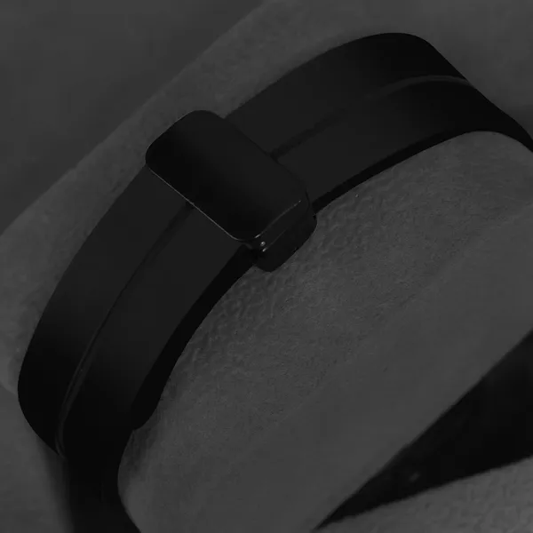 Black_Analog_Quartz_Watch_With_Silicone_Strap_For_Men