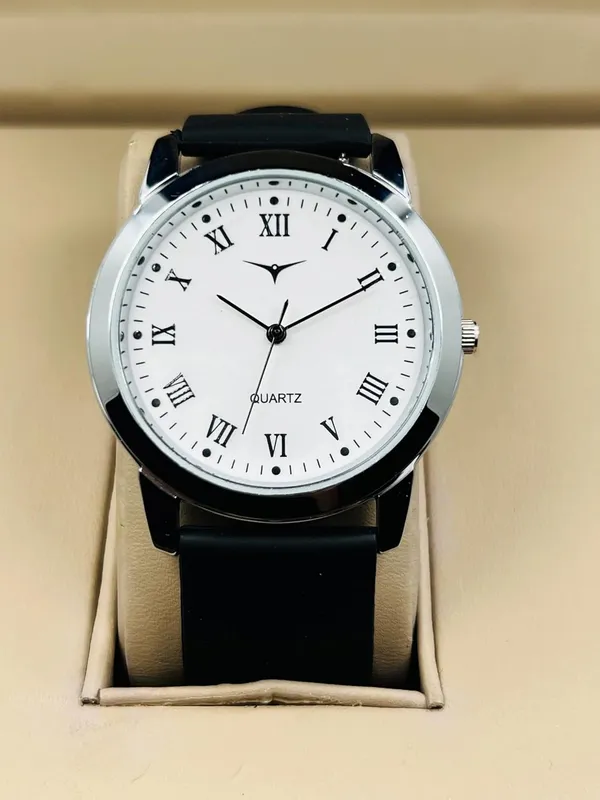 Black_Analog_Quartz_Watch_With_Silicone_Strap_For_Men