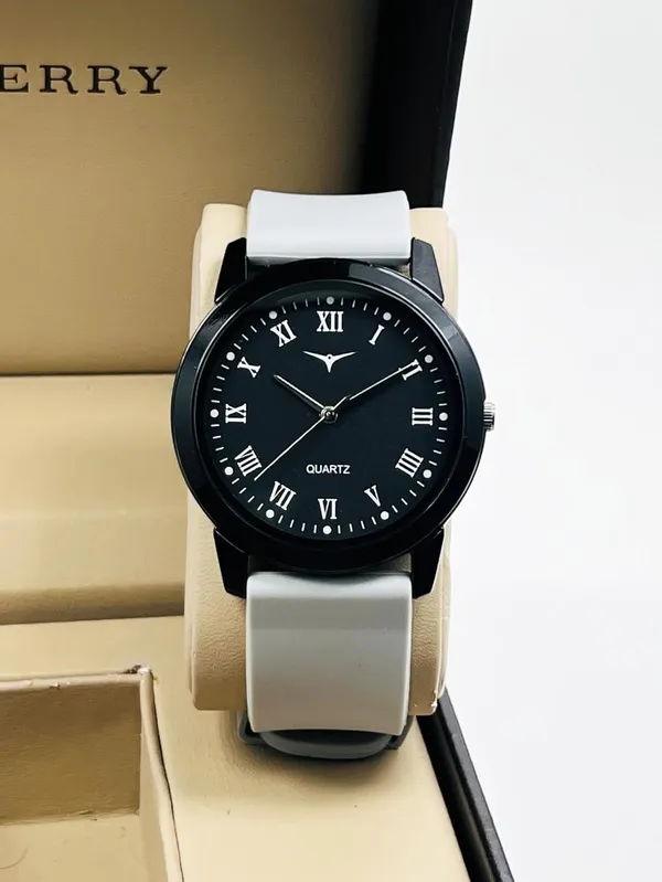 Grey_Analog_Quartz_Watch_With_Silicone_Strap_For_Men