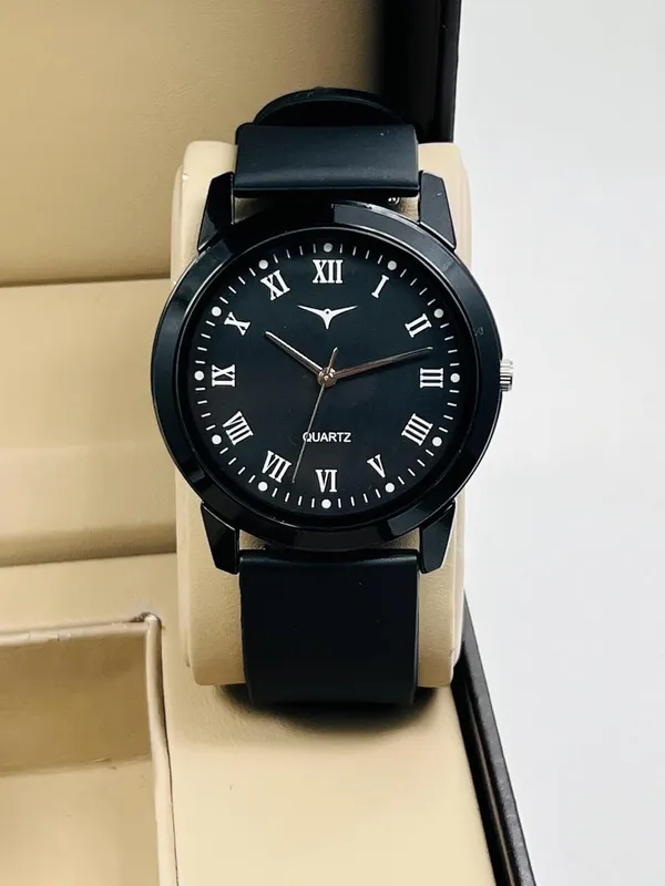 Black_Analog_Quartz_Watch_With_Silicone_Strap_For_Men