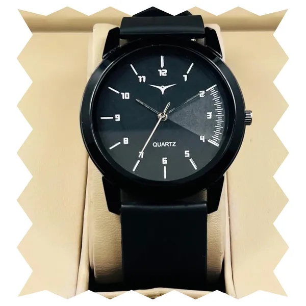 Black_Quartz_Analog_Watch_With_Silicone_Strap_For_Men