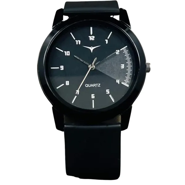 Black_Quartz_Analog_Watch_With_Silicone_Strap_For_Men