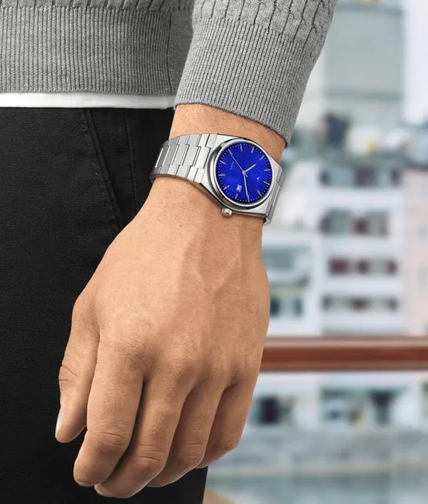 Blue_Stainless_Steel_Analog_Watch_For_Men
