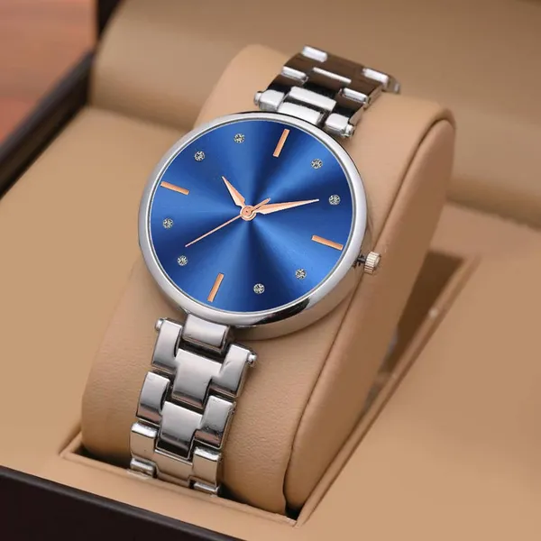 Silver_Quartz_Bracelet_Watch_For_Women