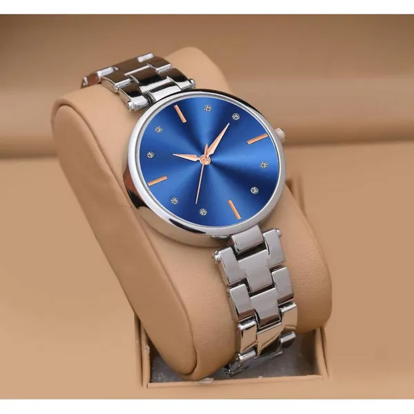 Silver_Quartz_Bracelet_Watch_For_Women