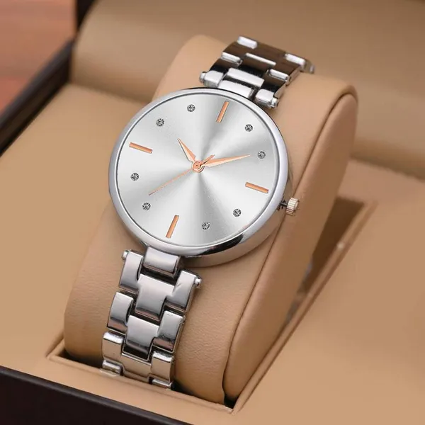 Silver_Quartz_Bracelet_Watch_For_Women