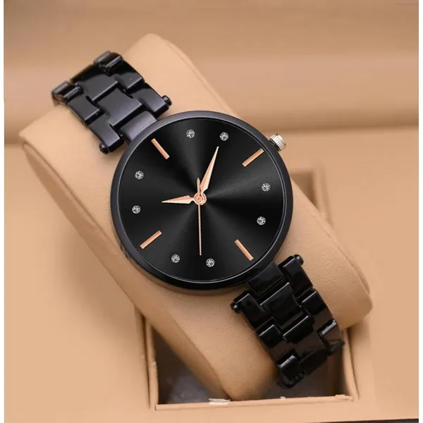 Black_Quartz_Bracelet_Watch_For_Women