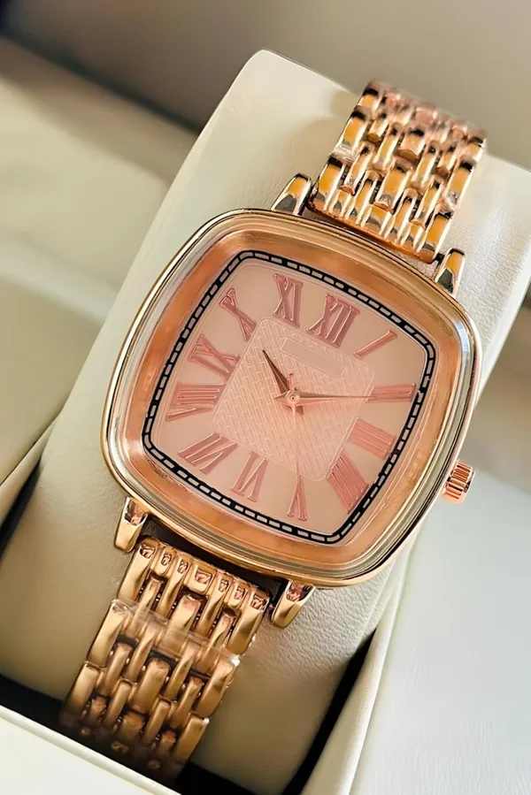 Rose_Gold_Square_Dial_Analog_Watch_With_Bracelet_Strap_For_Women