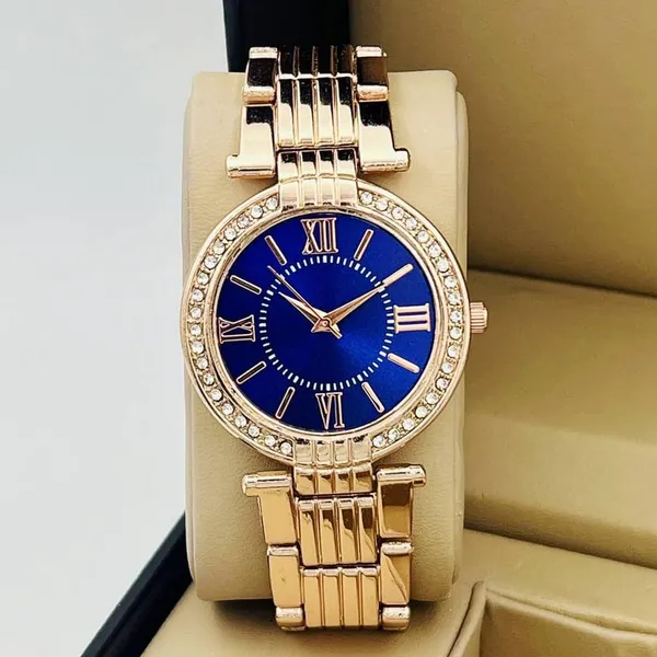 Rose_Gold_Analog_Watch_With_Crystal_Bezel_For_Women