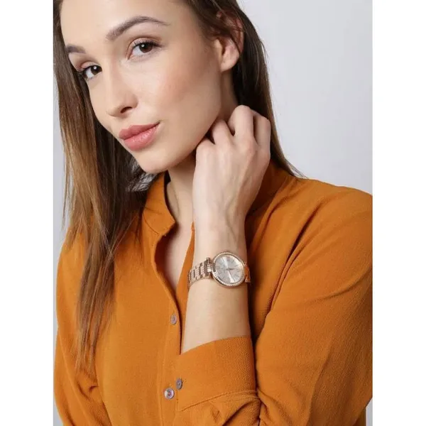 Rose_Gold_Analog_Watch_With_Crystal_Bezel_For_Women