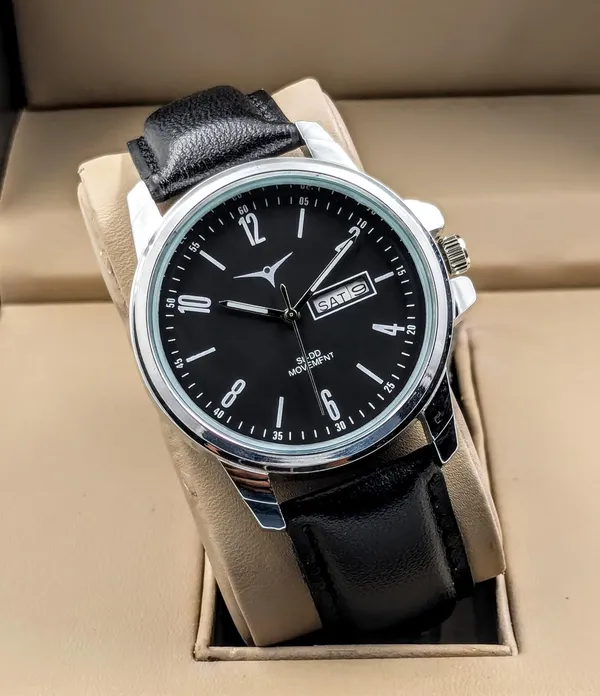Black_Leather_Strap_Quartz_Wristwatch_With_Day_Date_Display_For_Men