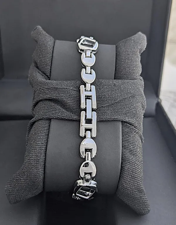 Silver-Sky_Blue_Crystal_Accent_Watch_For_Women