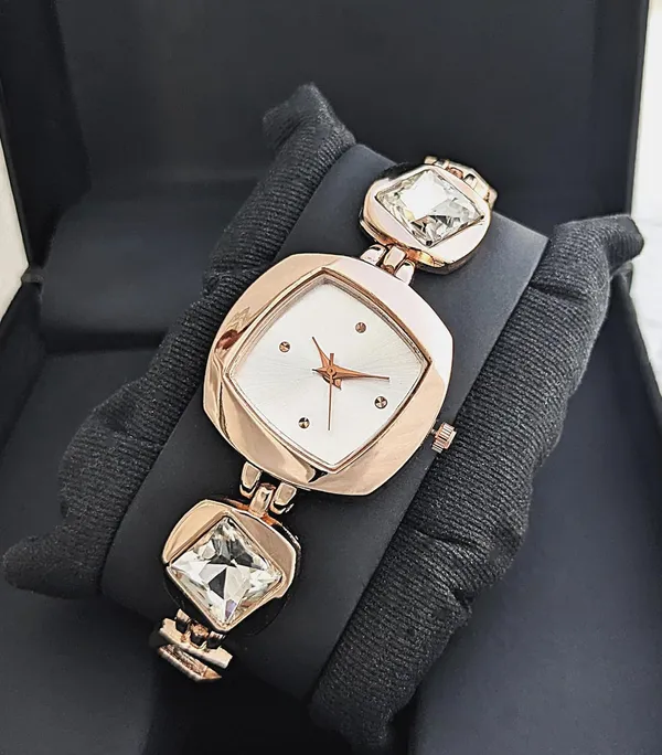 Rose_Gold_Crystal_Accent_Watch_For_Women