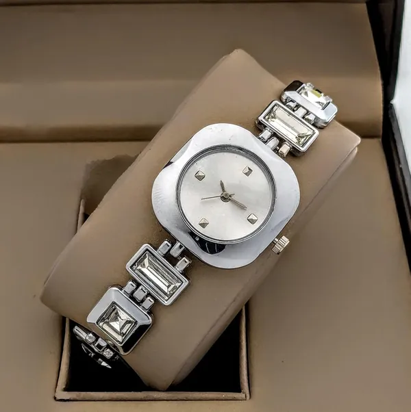 Silver_Crystal_Bracelet_Watch_For_Women