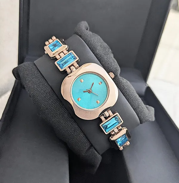 Rose_Gold_Crystal_Bracelet_Watch_For_Women