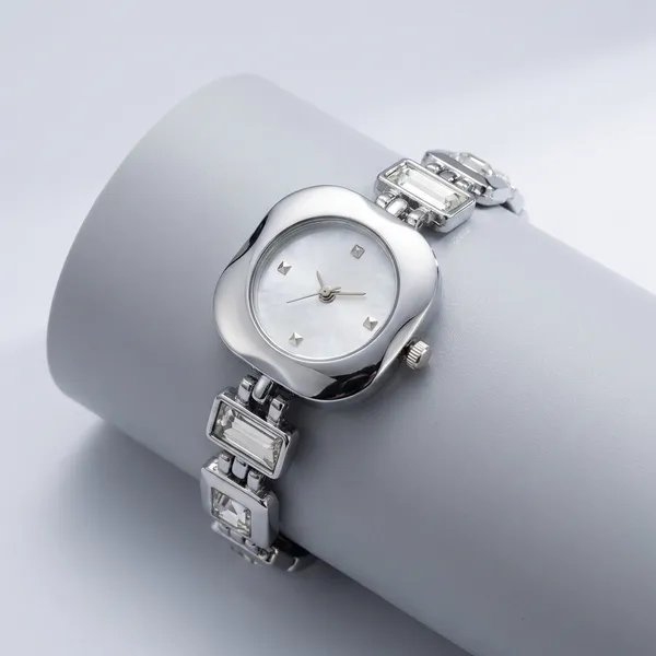 Silver_Crystal_Bracelet_Watch_For_Women