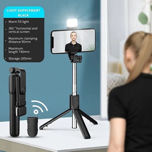 Selfie_Stick_with_Flash_light_(KR1SS)