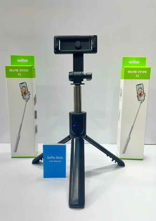 R1_Selfie_Stick_with_Tripod_Stand,_360°_Rotation,_Mobile_Phone_Holder,_Black