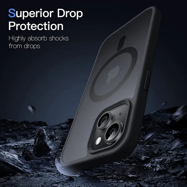 Apple_Iphone_14_Black_And_Magsafe_