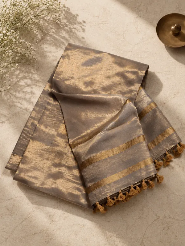 Hiranmayi_|_Aadhya_Premium_Festive_Saree